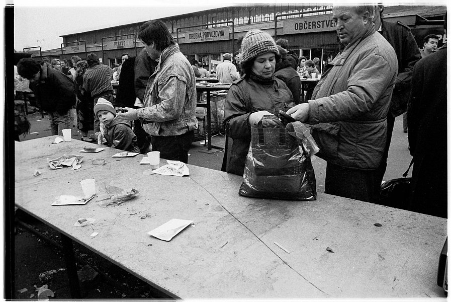 Pražská tržnice 1992